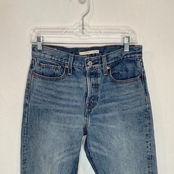 Levi's Premium Wedgie Jeans Denim Size 27 Raw hem Button Fly 100% cotton - Picture 9 of 12